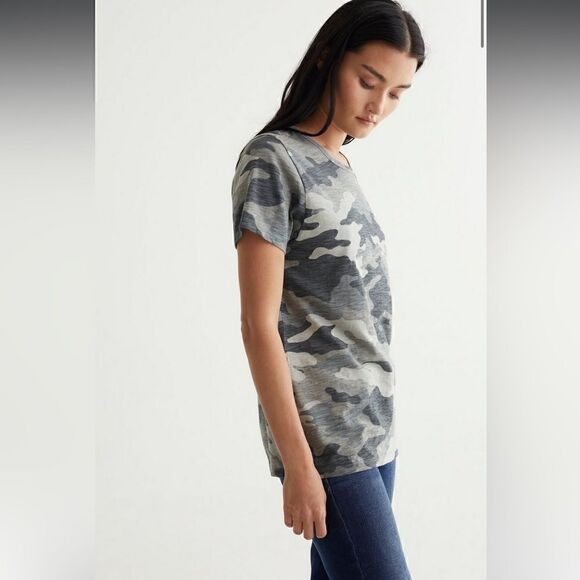 NWT- Lucky Brand- Women’s Camo Crew Neck Essential Brunout Soft Grey Tee, Medium - Picture 11 of 11